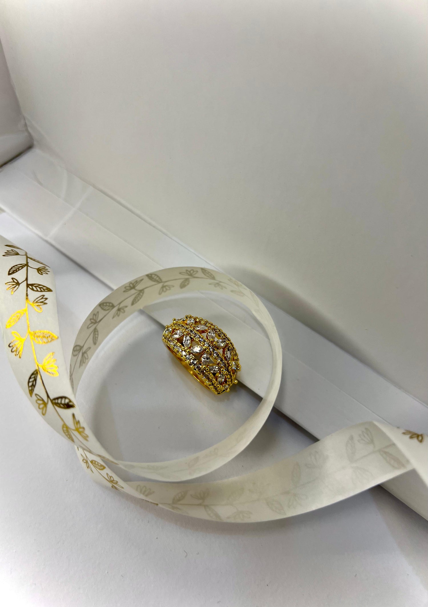 The Gleam Ring