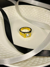 Load image into Gallery viewer, White Prism Ring
